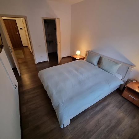 Avram Iancu Private Apartment With Ac Braşov Eksteriør bilde