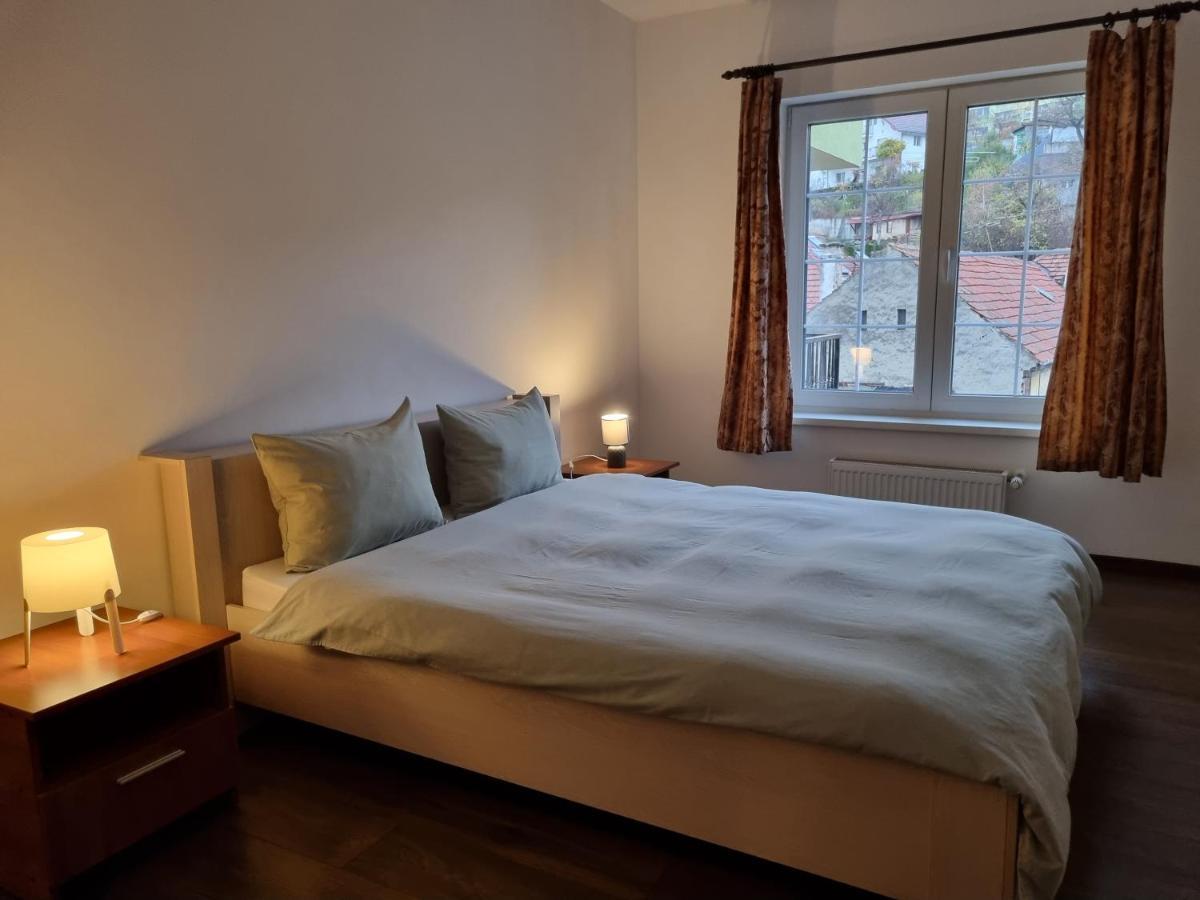 Avram Iancu Private Apartment With Ac Braşov Eksteriør bilde