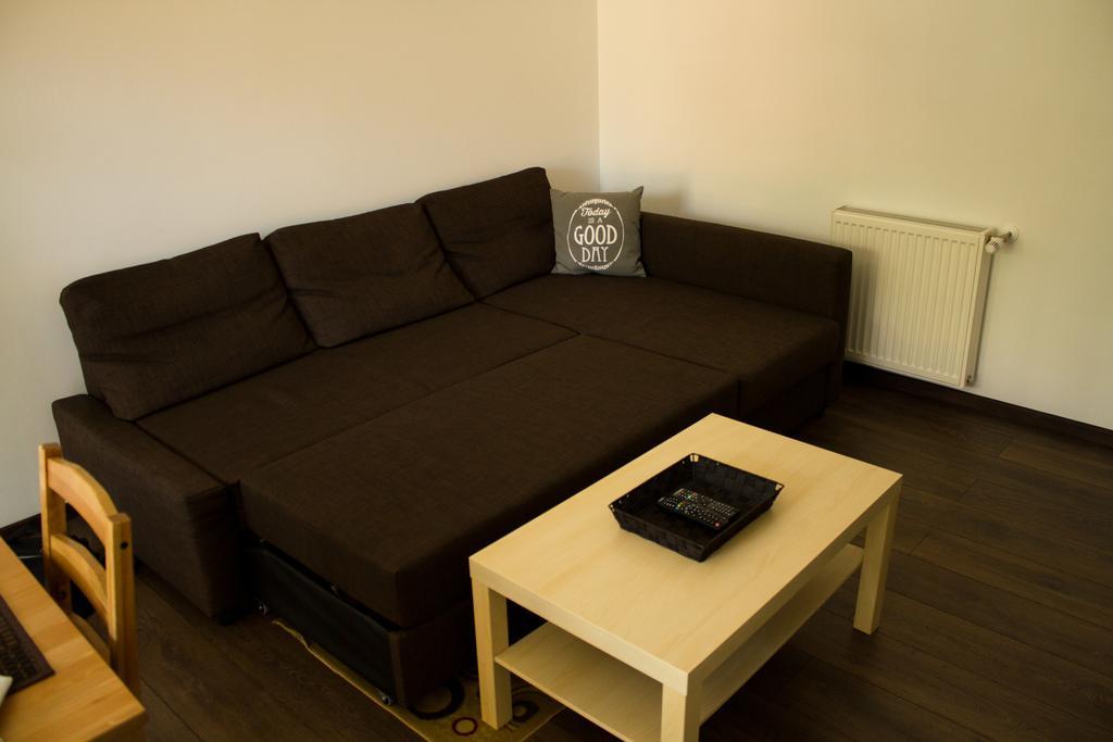 Avram Iancu Private Apartment With Ac Braşov Eksteriør bilde